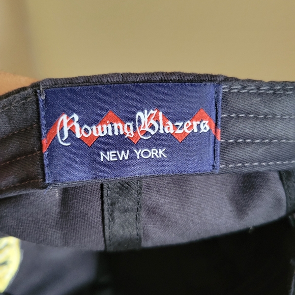 Winnie-the-Pooh Hunny Pot Dad Hat - Picture 5 of 5